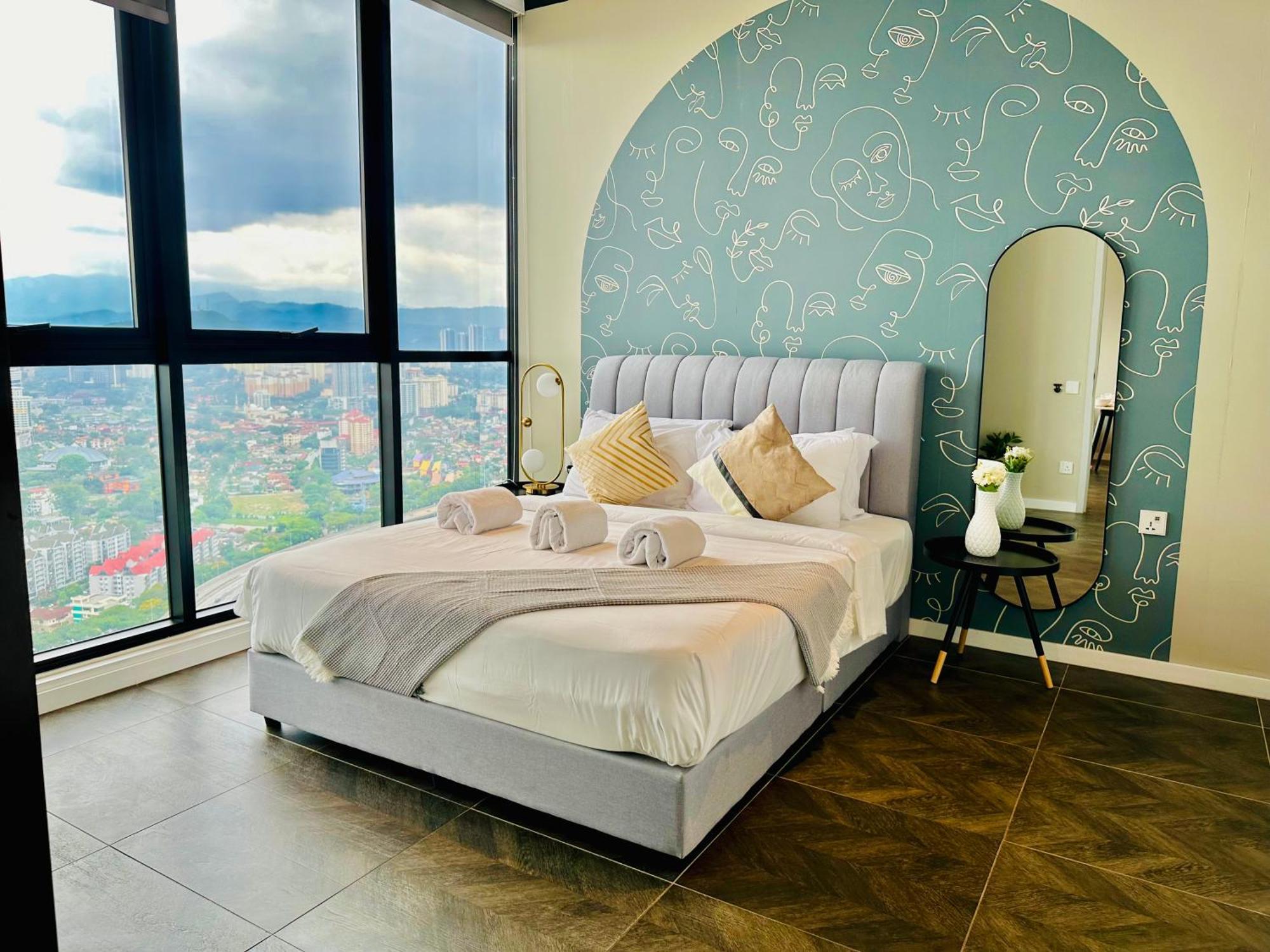 Scarletz Suites Klcc By M Suites Куала-Лумпур Экстерьер фото